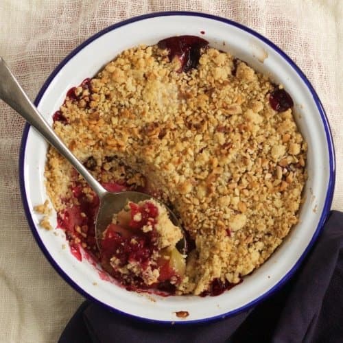 Apple & blackberry crumble