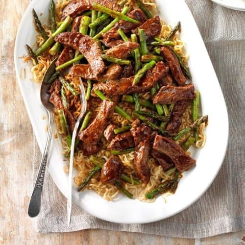 Golden Pangolin — Beef lo mein